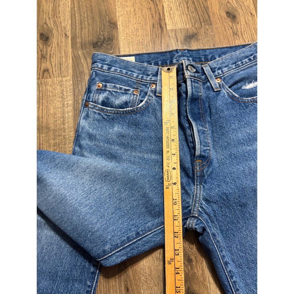 Levi's 501 Original Fit Jeans Women W28 L30 Blue Denim Distressed Good Used - Picture 11 of 13